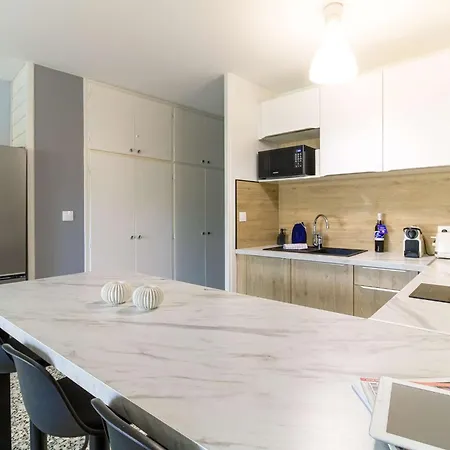 Апартаменты Select'sohome - A Deux Pas De La Du Lavandou Pour 4 Personnes - Avec Piscine Et Tennis - Cyclades-18 *